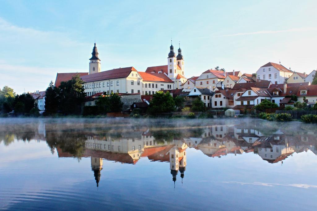 Apartment Telc Hradecka * Telc